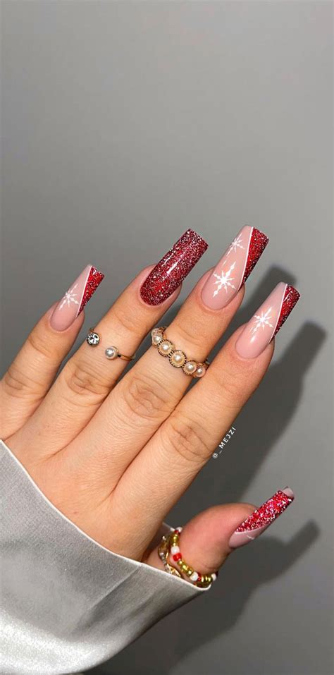 festive christmas nails shimmery red nails