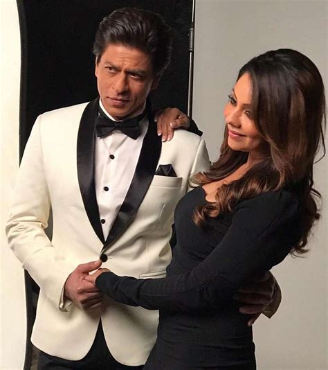Shah Rukh Khan Gauri Khan Anniversary Special 10 Throwback Pictures Of