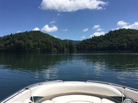 worthy lake escapes  asheville  buyers agent