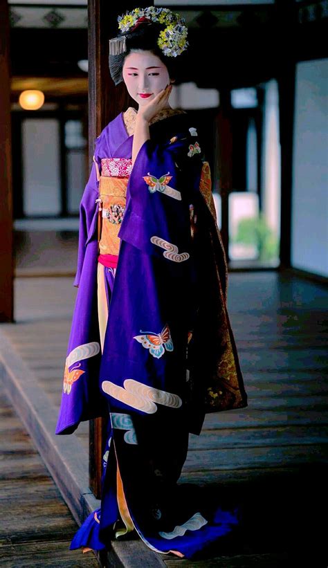 lovely purple kimono ensemble geisha girl geisha artwork geisha