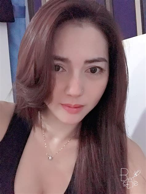 cute ly na vietnamese escort in ho chi minh city