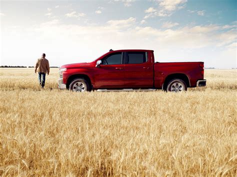 behind the scenes on a chevy silverado shoot spanning 31 days