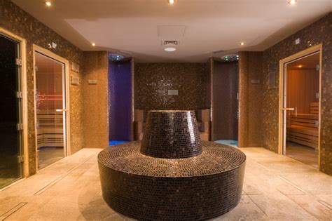 hotel chain launches wellness retreat pool  spa scene