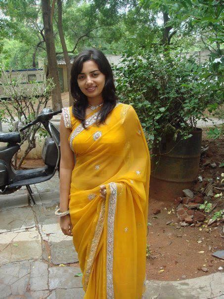 free cute indian college girls and pakistani girls and house wife biography hot aunties kerala
