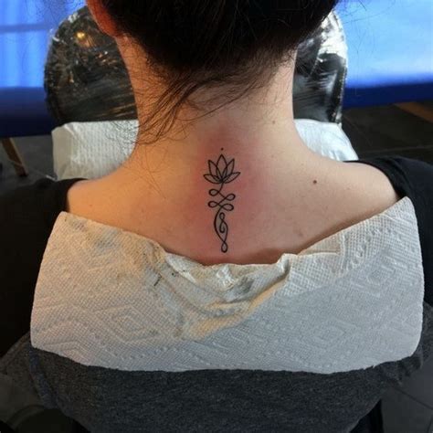 awesome  neck tattoo ideas  women gravetics