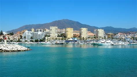 properties  sale  estepona marina  popular