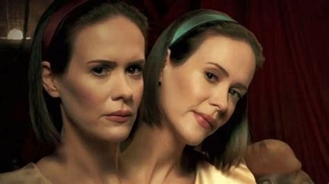 Heres How They Create American Horror Storys Conjoined Twins Effect