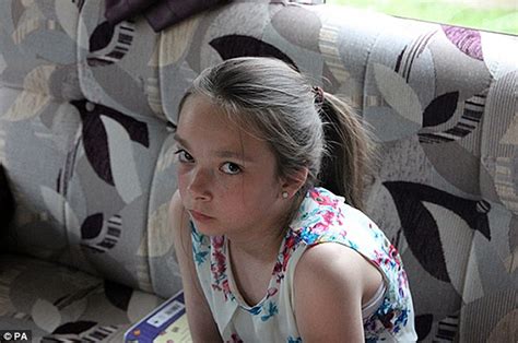 amber peat s father found out she was missing on facebook daily mail online