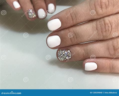glamorous nails  spa