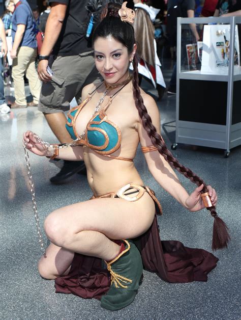comic con 2017 fans dress up as their favourite sexy characters… and princess leia leads the way