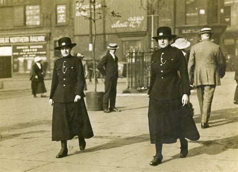 on patrol in 1917 this is the earliest image of