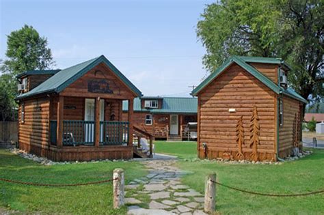 lazy daze retreat colombia cottages cabins  northport united