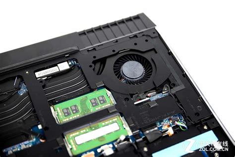 alienware   disassembly  ram ssd  hdd upgrade