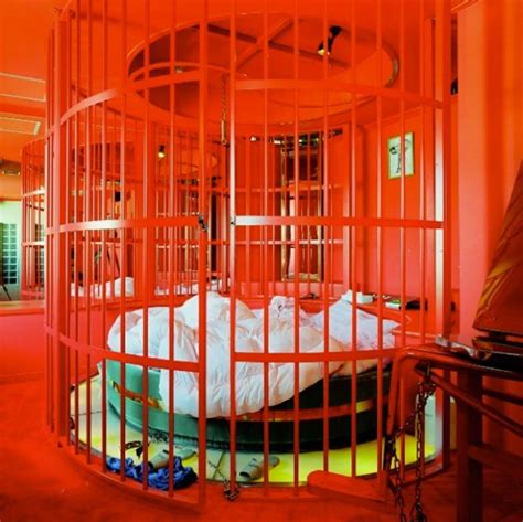 see the inside of japanese love hotels 21 pics