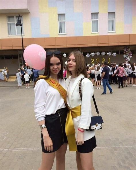 【画像】”h経験済みは当たり前” のロシアの女子高生たちをご覧ください ポッカキット