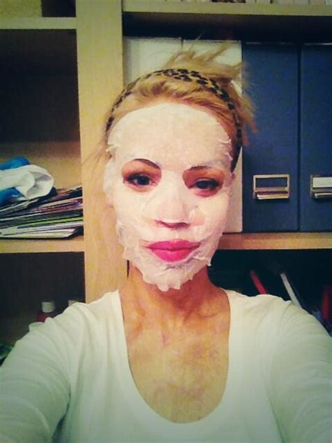 Katie Piper On Twitter Giving My Skin Some Hydration Before Bedtime