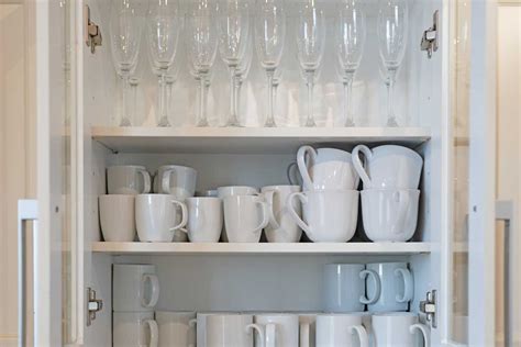 How To Store Glasses And Cups In The Kitchen Kitchen Seer