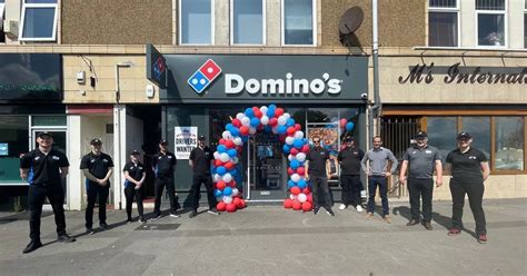 dominos     mumbles area    pizza branch  west cross wales