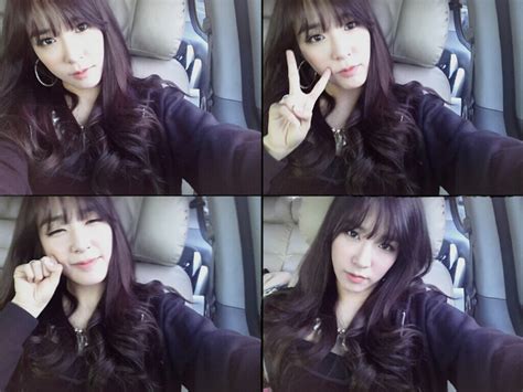 Girls’ Generation’s Tiffany And Her Charming Set Of Selca