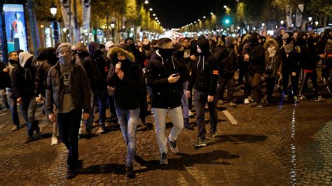 Direct Des Policiers Manifestent à Paris Pour Le Cinquième Soir