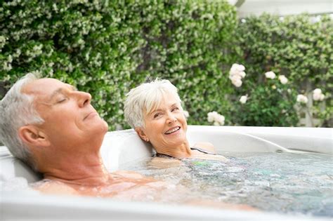 Hot Tub Health Benefits For Weight Loss—your Holistic