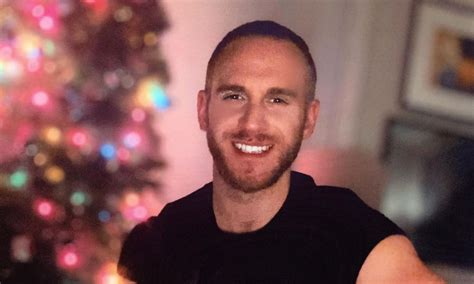 Shawn Wolfe Gay Porn Actor Dead At 35