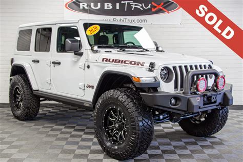 custom lifted  jeep wrangler unlimited rubicon jl bright white