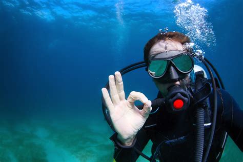 thrilling adventure  scuba diving  dubai seaman tours