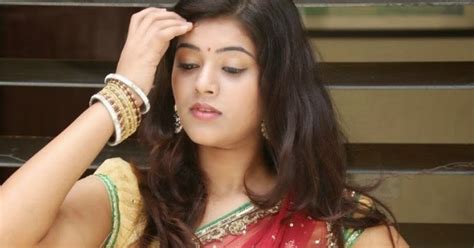 south actress yamini hot navel show tolly cinemaa gallery