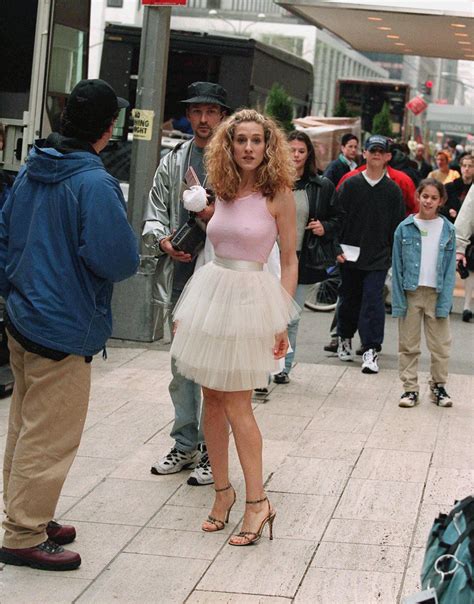 An Ode To Carrie Bradshaw’s 14 Most Unforgettable Outfits Sex News Eu