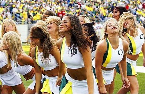 oregon duck cheerleaders 1 opening day checklist oregon