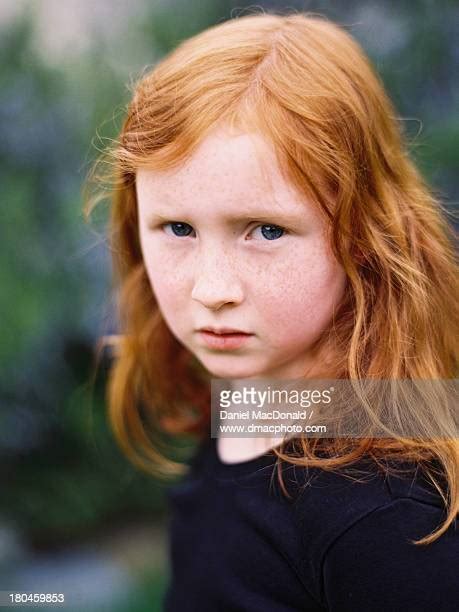 red hair blue eyes girl photos et images de collection getty images