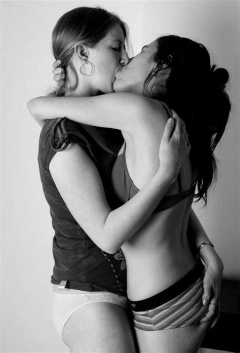 cute lesbian couples kissing