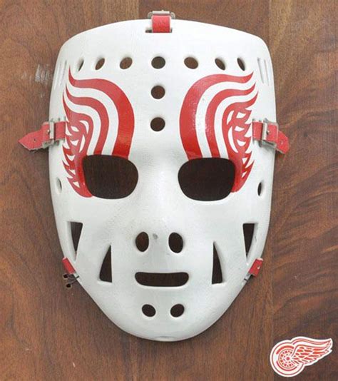 hockeys goalie mask saved face  grew  work  art