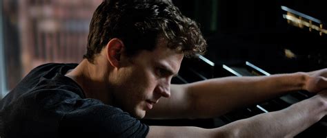 review in ‘fifty shades of grey movie sex is a knotty