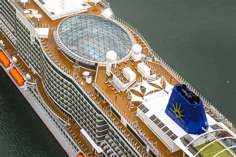 sail   iona po cruises  cruise ship globalmouse travels