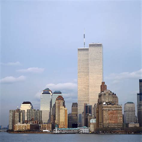 royalty  twin towers manhattan pictures images  stock  istock