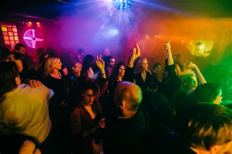 netherlands nightlife  return  full capacity edmcom  latest electronic dance