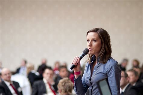 3 traits you ll always find in top women s keynote speakers keynote