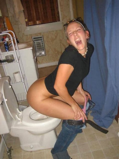 girls on toilets page 29 freeones board the free munity