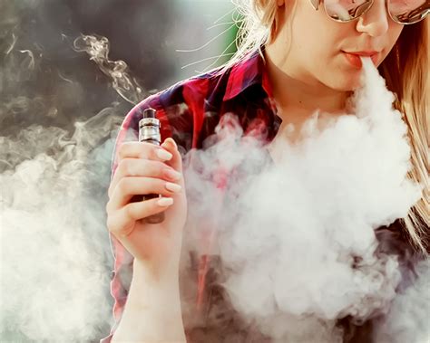 flavoring ingredient exceeds safety levels in e cigarettes and