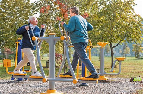 benefits  risks  multigenerational fitness parks harvard health