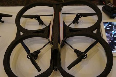 hd aufnahmen aus der luft parrot stellt ar drone  vor netzwelt