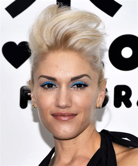 12 Gwen Stefani Hairstyles Hair Cuts And Colors