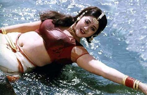 malayalam actress meena hot sex boobs
