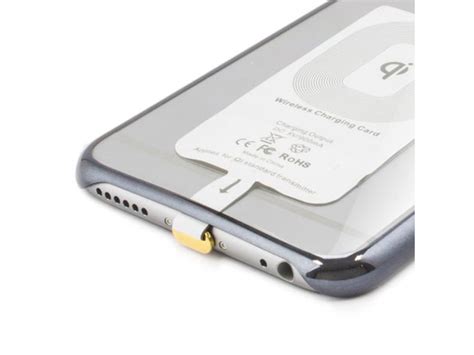 iphone  qi adapter maakt draadloos opladen mogelijk