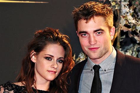 twilight fans sent into frenzy after robert pattinson and kristen