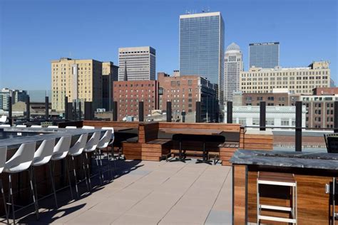 spring and summer sippage 10 places to drink outdoors in louisville