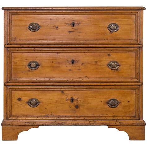 antique english georgian pine chest  drawers circa