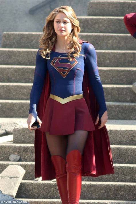 Melissa Benoist Films Supergirl Finale Scenes In Vancouver Daily Mail